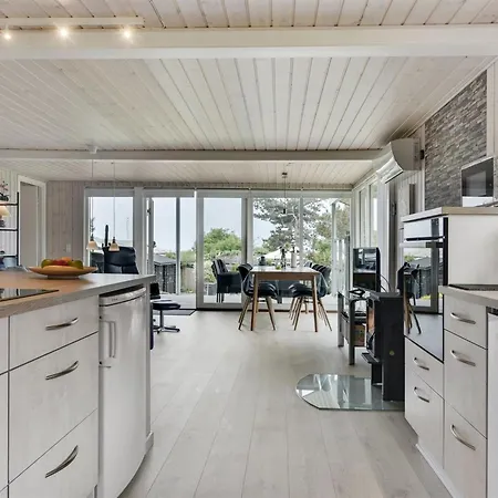 Loi - 200m From The Sea By Interhome Tatil Evi Fåborg