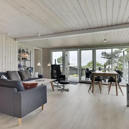 Loi - 200m From The Sea By Interhome Feriehus *